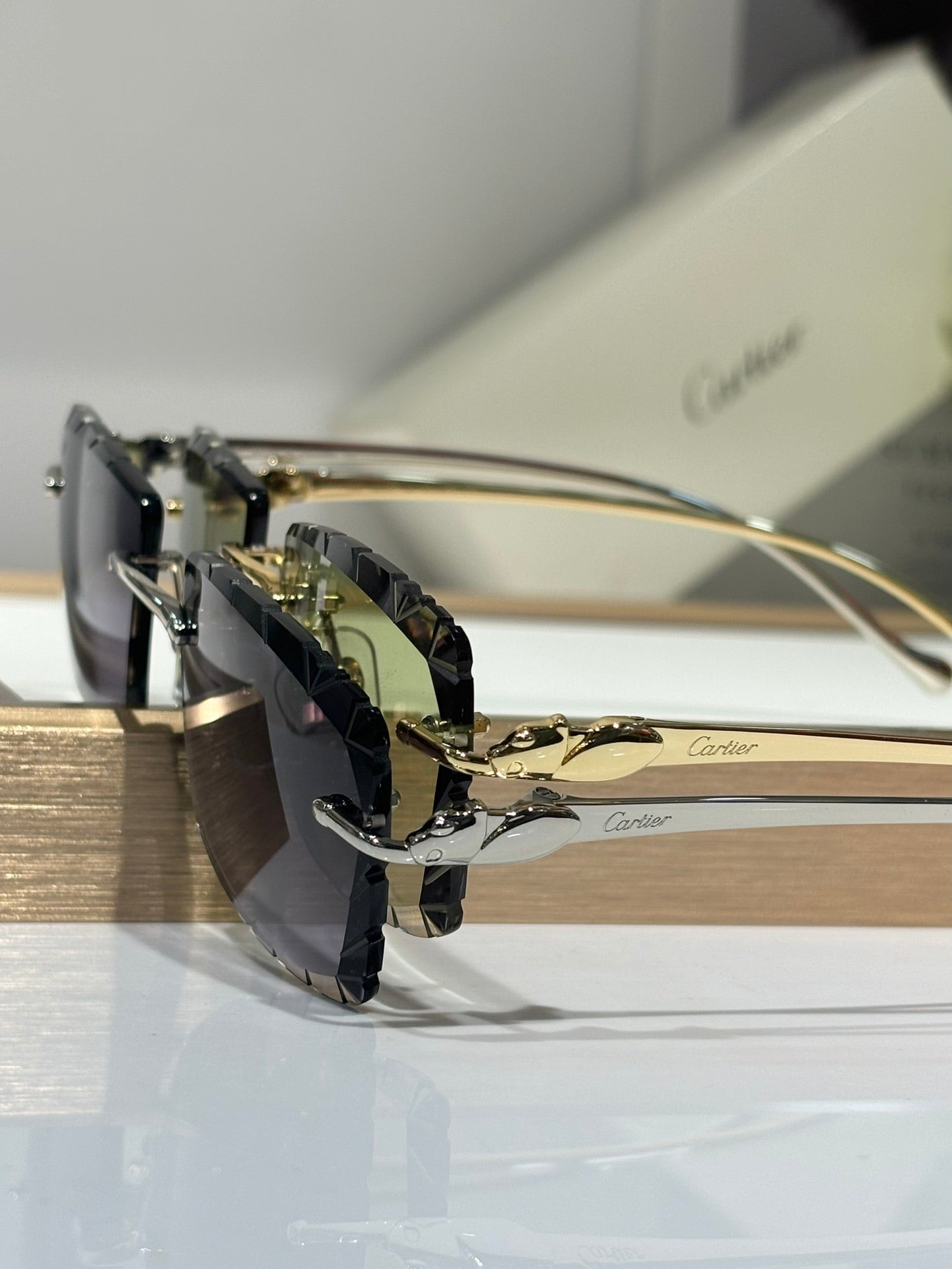 CARTIER PANTHÈRE RECTANGULAR FRAME SUNGLASSES 563590 IN METAL