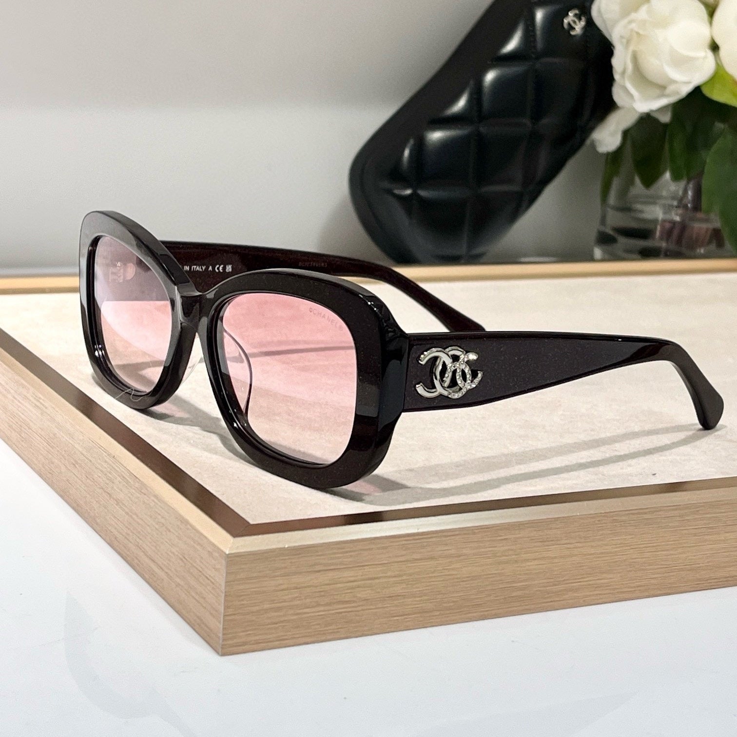 CHANEL SQUARE SUNGLASSES CH5468B IN ACETATE EMBOSSED DIAMOND