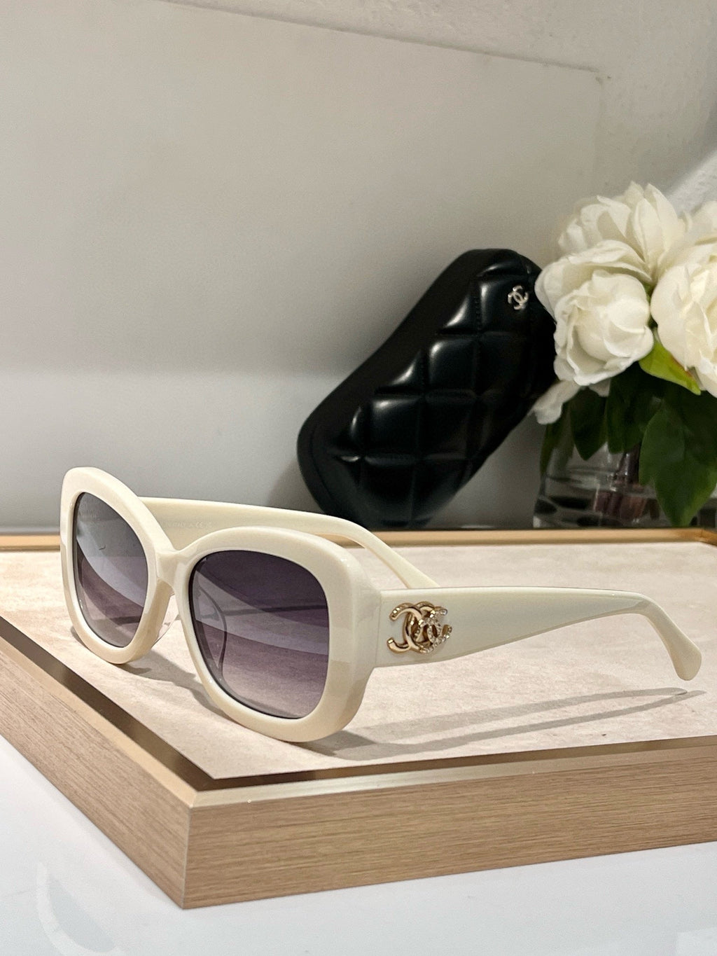 CHANEL SQUARE SUNGLASSES CH5468B IN ACETATE EMBOSSED DIAMOND