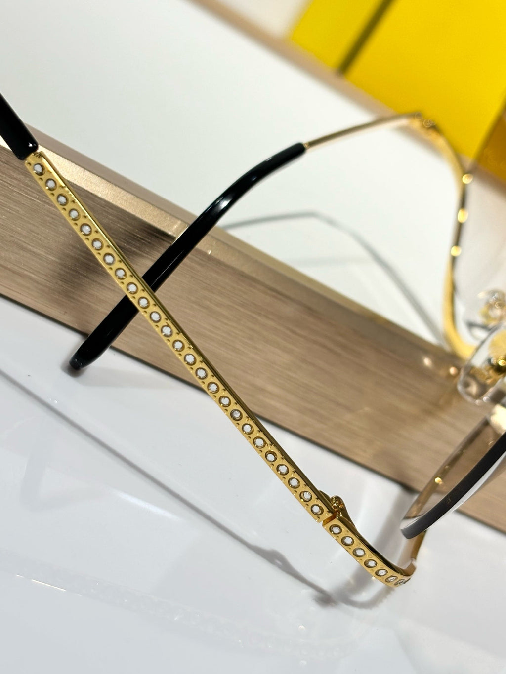FENDI CRYSTAL STUDDED CAT EYE FRAME SUNGLASSES FE40158 IN METAL