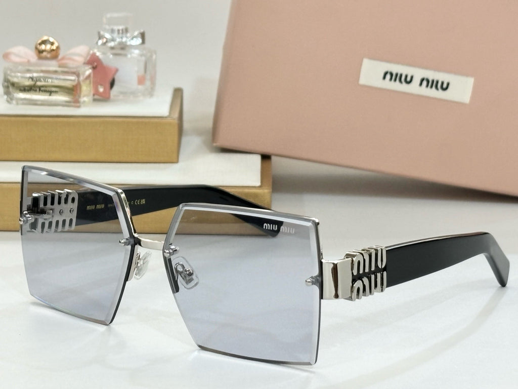 MIU MIU LOGO SQUARE SUNGLASSES MU117AV IN ACETATE