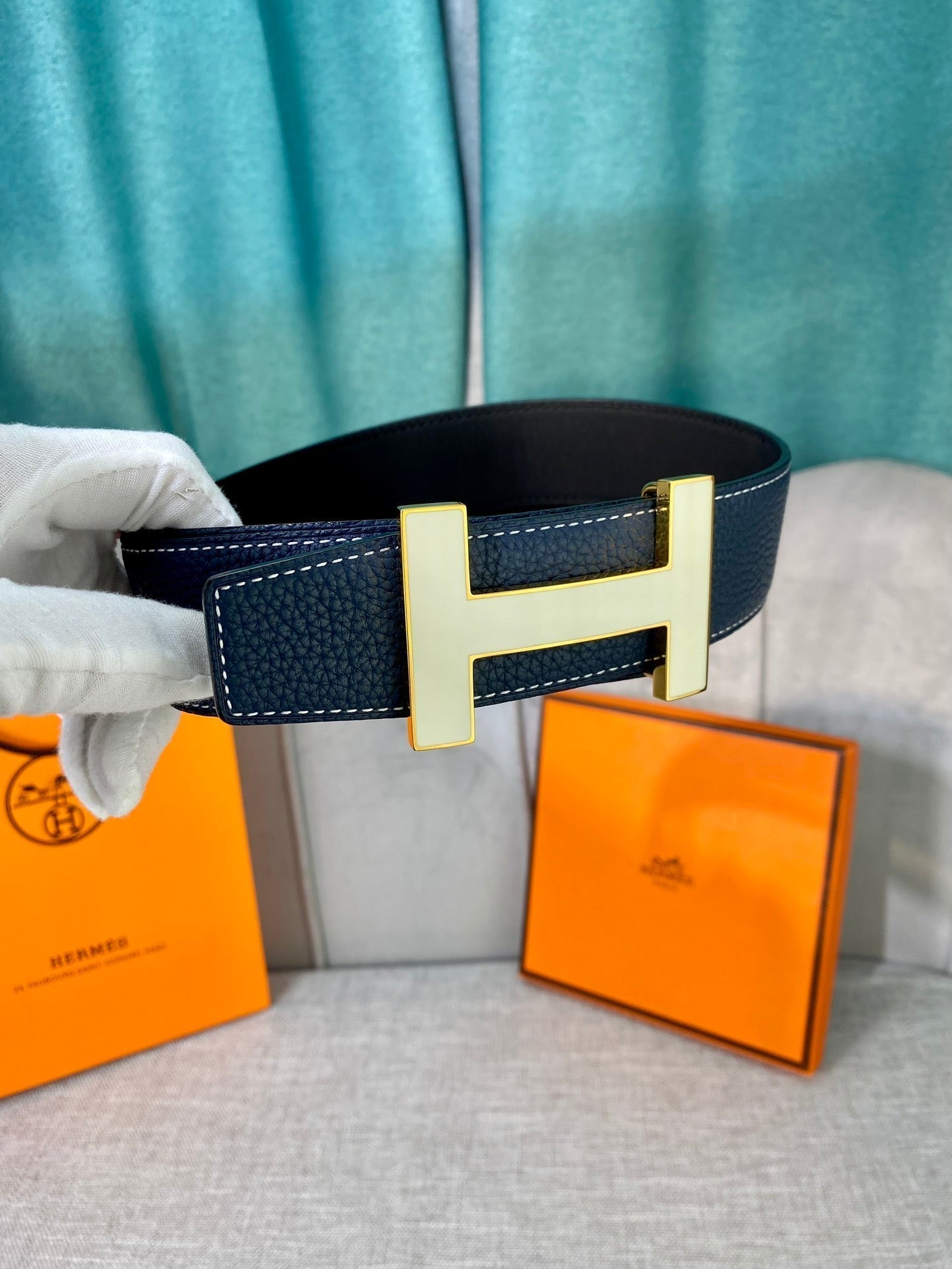 HERMES CONSTANCE BELT BUCKLE & REVERSIBLE NAVY BLUE LEATHER STRAP 38MM GOLD HARDWARE