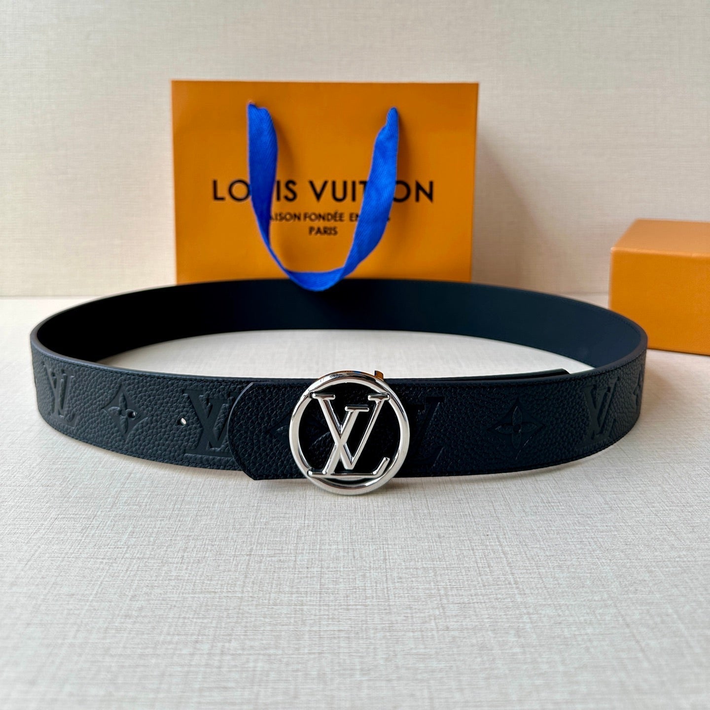 LOUIS VUITTON LV 25S BELT 40 MM IN BLACK CALFSKIN WITH SILVER HARDWARE 593263