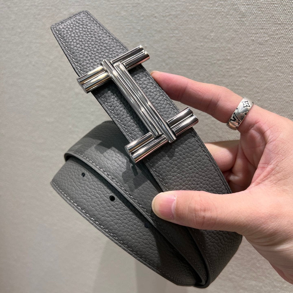 HERMES TRAVERSE BELT BUCKLE & REVERSIBLE GRAY AND BLACK LEATHER STRAP 38 MM SILVER HARDWARE