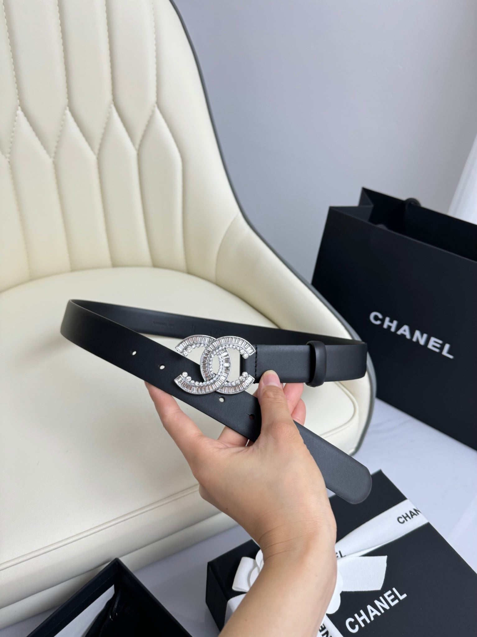 CHANEL BELT 30MM IN BLACK SMOOTH CALFSKIN SILVER HARDWARE ATTACH RHINSTONE