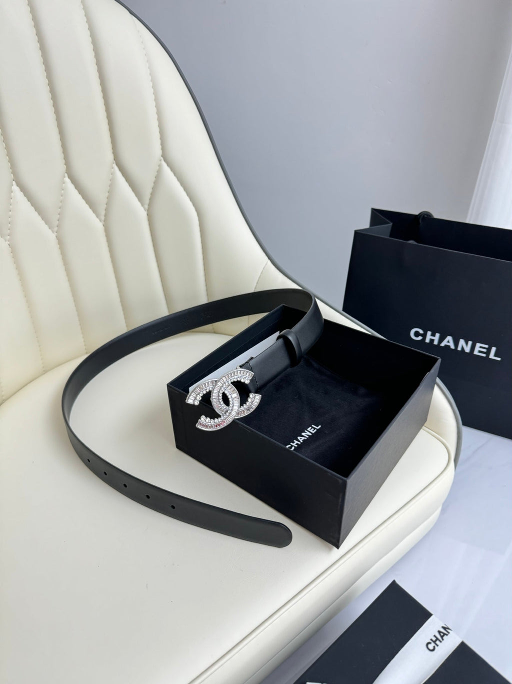 CHANEL BELT 30MM IN BLACK SMOOTH CALFSKIN SILVER HARDWARE ATTACH RHINSTONE