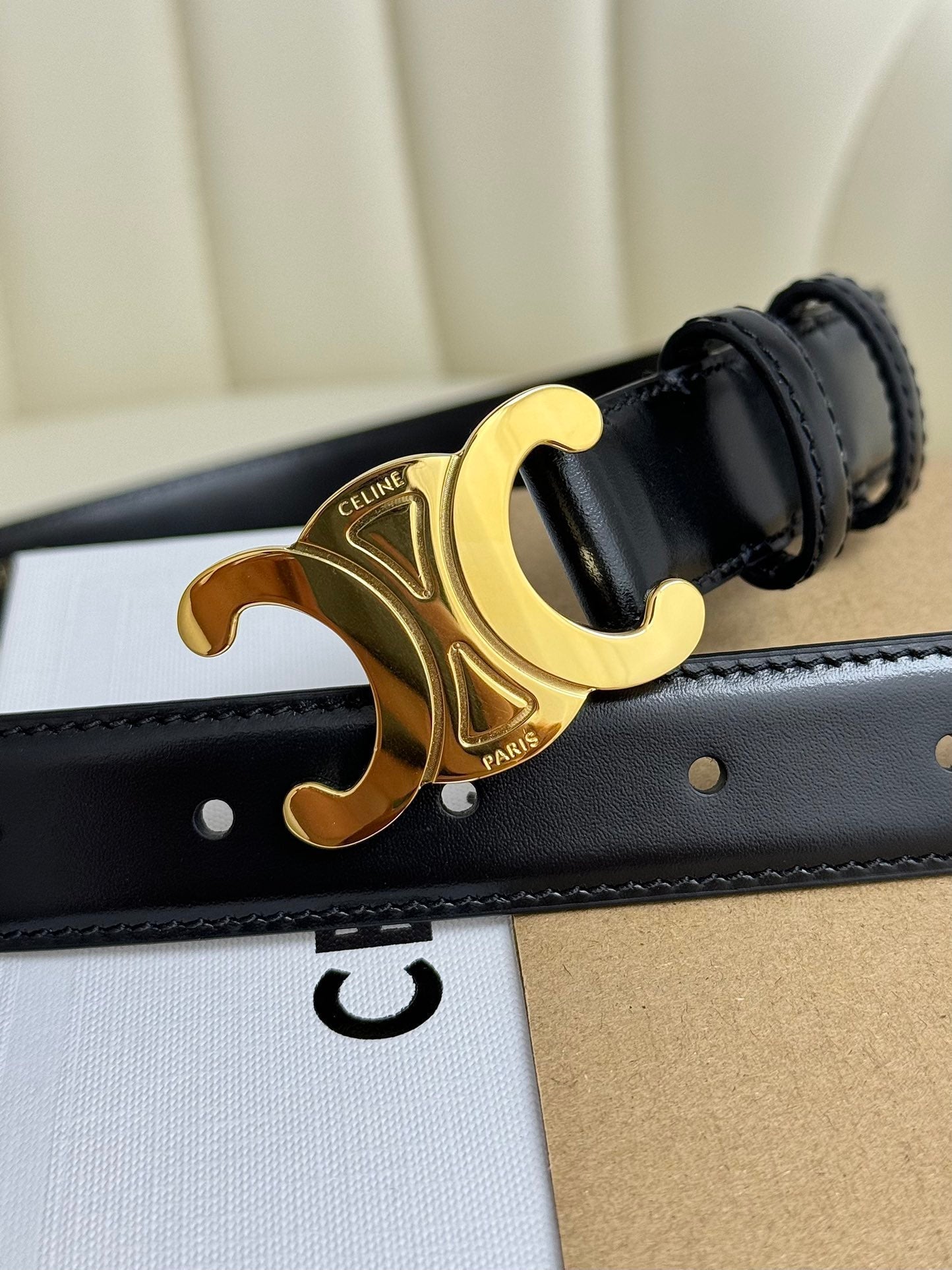 CELINE MEDIUM TRIOMPHE BELT 25MM BLACK LEATHER GOLD HARDWARE