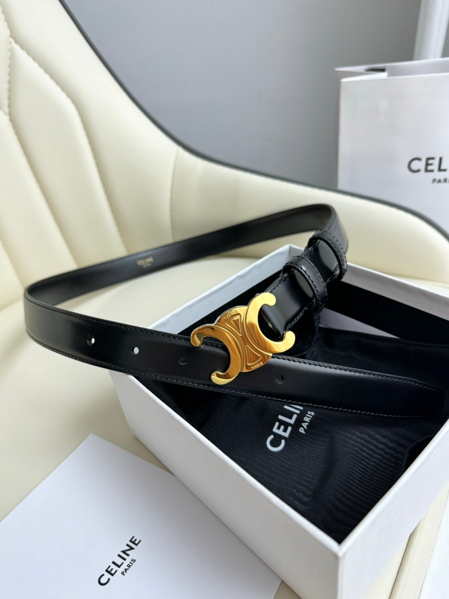 CELINE MEDIUM TRIOMPHE BELT 25MM BLACK LEATHER GOLD HARDWARE