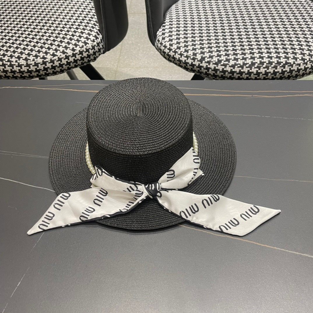 MIU MIU MM SMALL-BRIM STRAW HAT IN BLACK AND PEARL EMBELLISHED