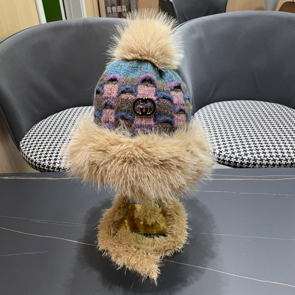 GUCCI BEANIE HAT IN COLORFUL WOOL AND RABBIT FUR 392115