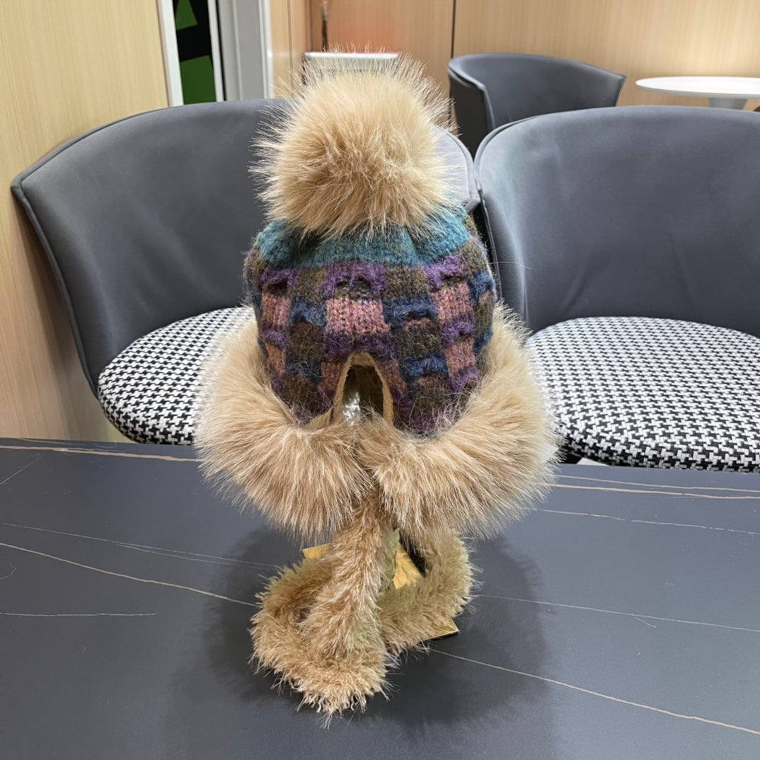 GUCCI BEANIE HAT IN COLORFUL WOOL AND RABBIT FUR 392115