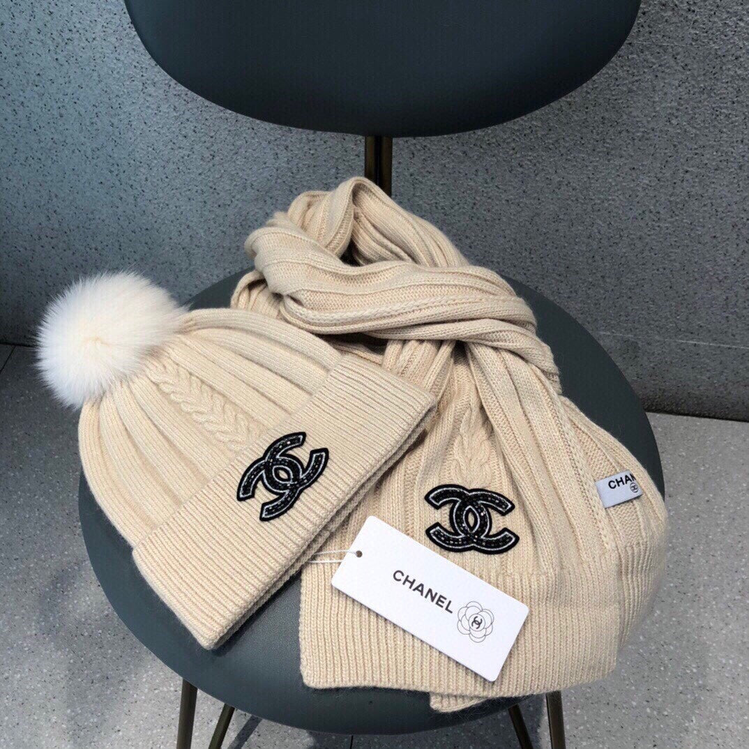 CHANEL SET SCARF AND HAT IN BISQUE BEIGE WOOL 420821