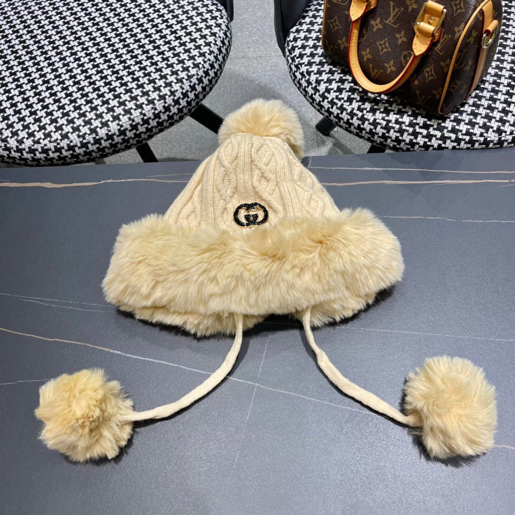 GUCCI DEERSTALKER HAT IN COOKIE TAN WOOL AND FLEECE 434697