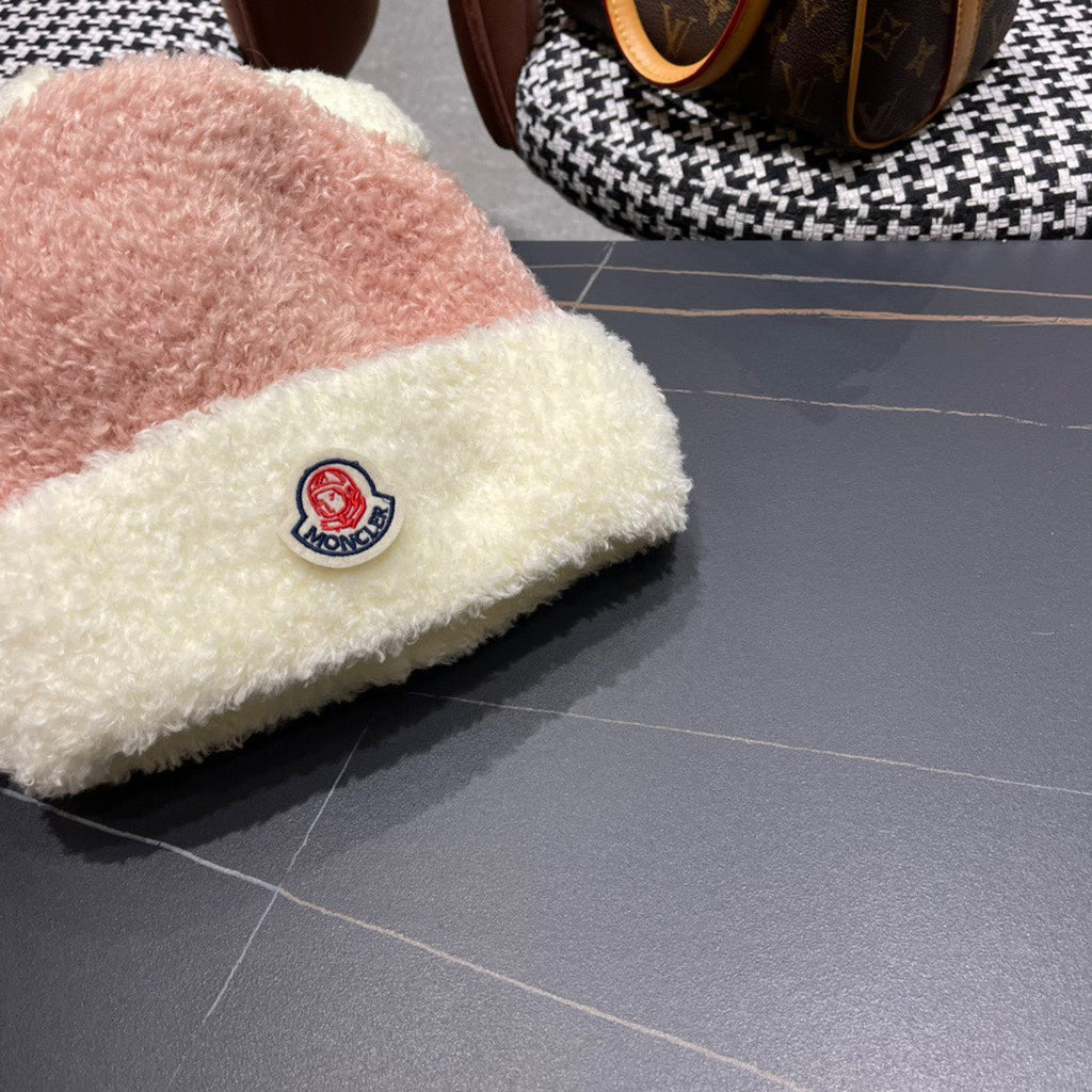 MONCLER BEANIE HAT IN BLUSH PINK MIX WHITE WOOL AND RABBIT FUR 437686