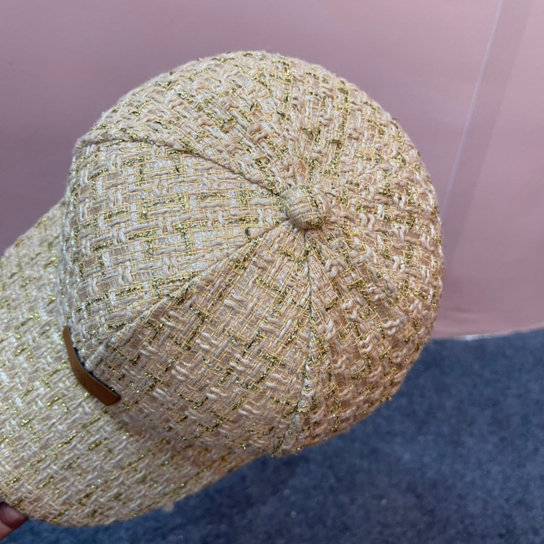 MONCLER BASEBALL CAP IN SAND YELLOW TWEED 437708