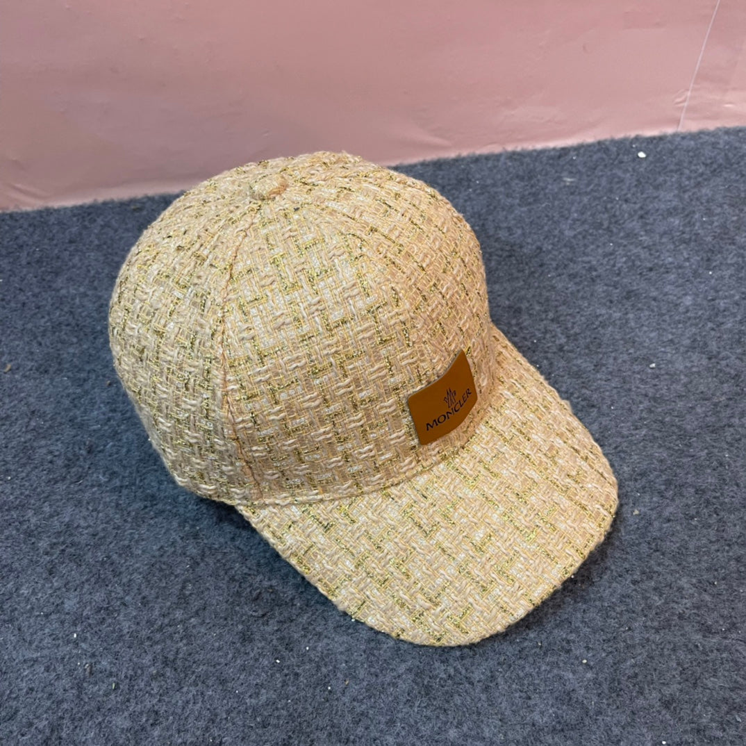 MONCLER BASEBALL CAP IN SAND YELLOW TWEED 437708