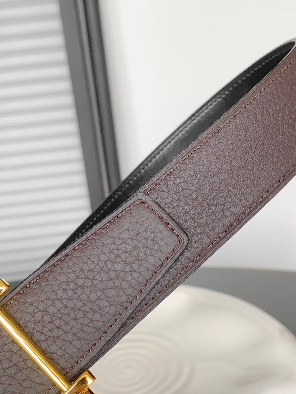 HERMES REVERSIBLE BLACK AND CHESTNUT BROWN LEATHER STRAP 32 MM GOLD HARDWARE