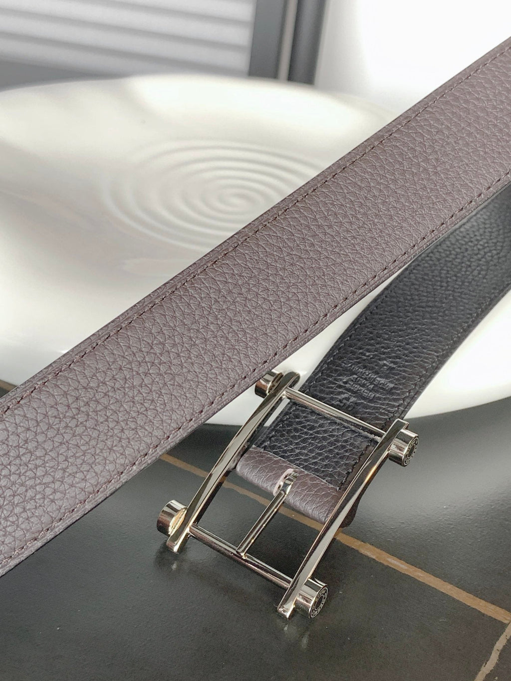 HERMES REVERSIBLE BLACK AND CHOCOLATE BROWN LEATHER STRAP 32 MM COPPER HARDWARE