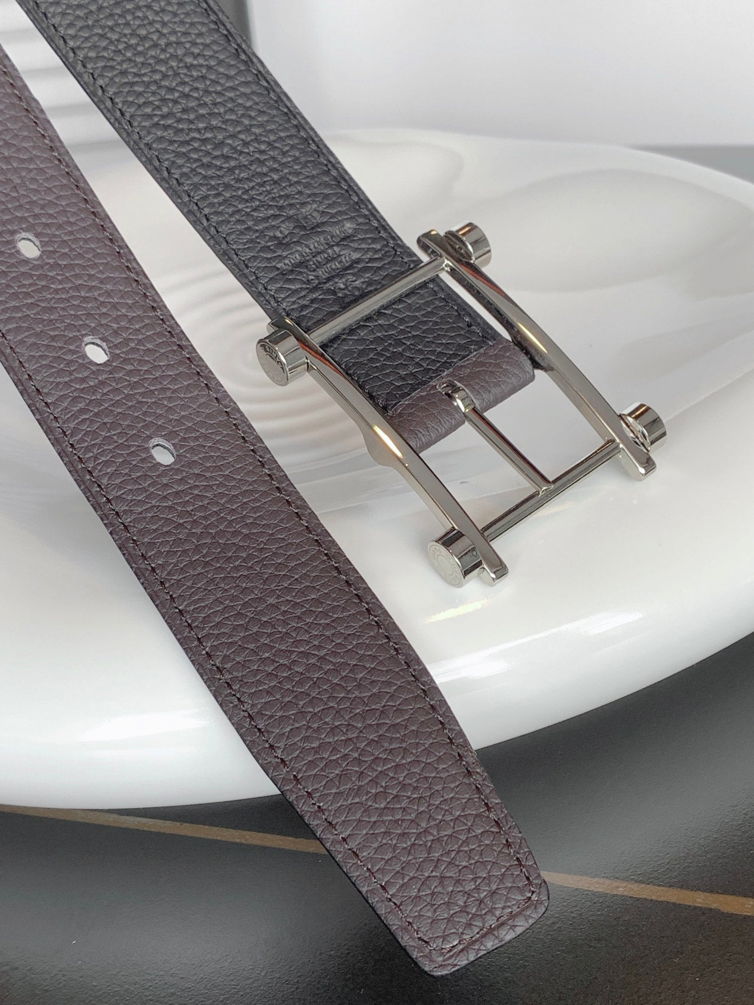 HERMES REVERSIBLE BLACK AND CHOCOLATE BROWN LEATHER STRAP 32 MM COPPER HARDWARE