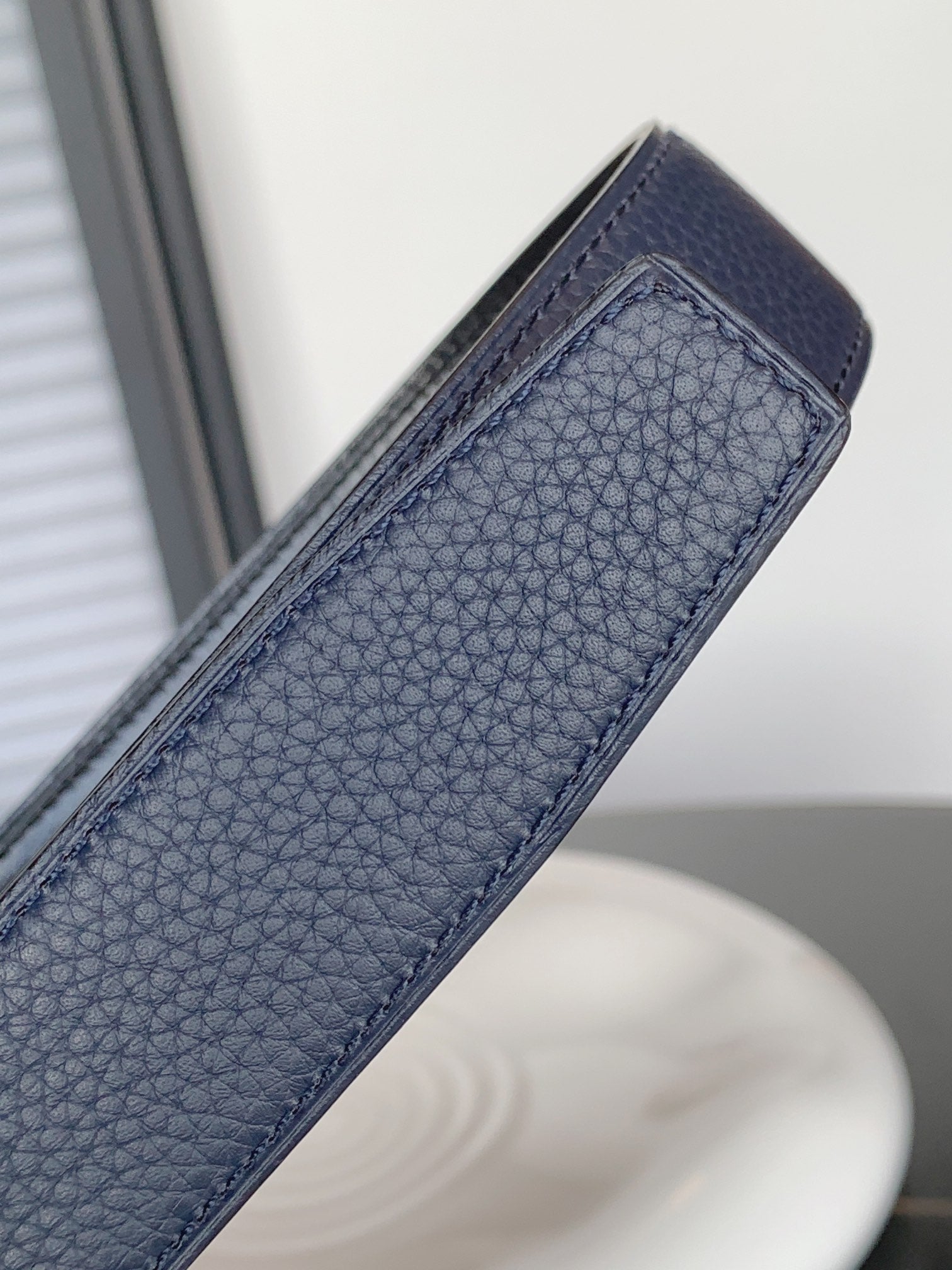 HERMES REVERSIBLE NAVY BLUE LEATHER STRAP 32 MM GOLD HARDWARE