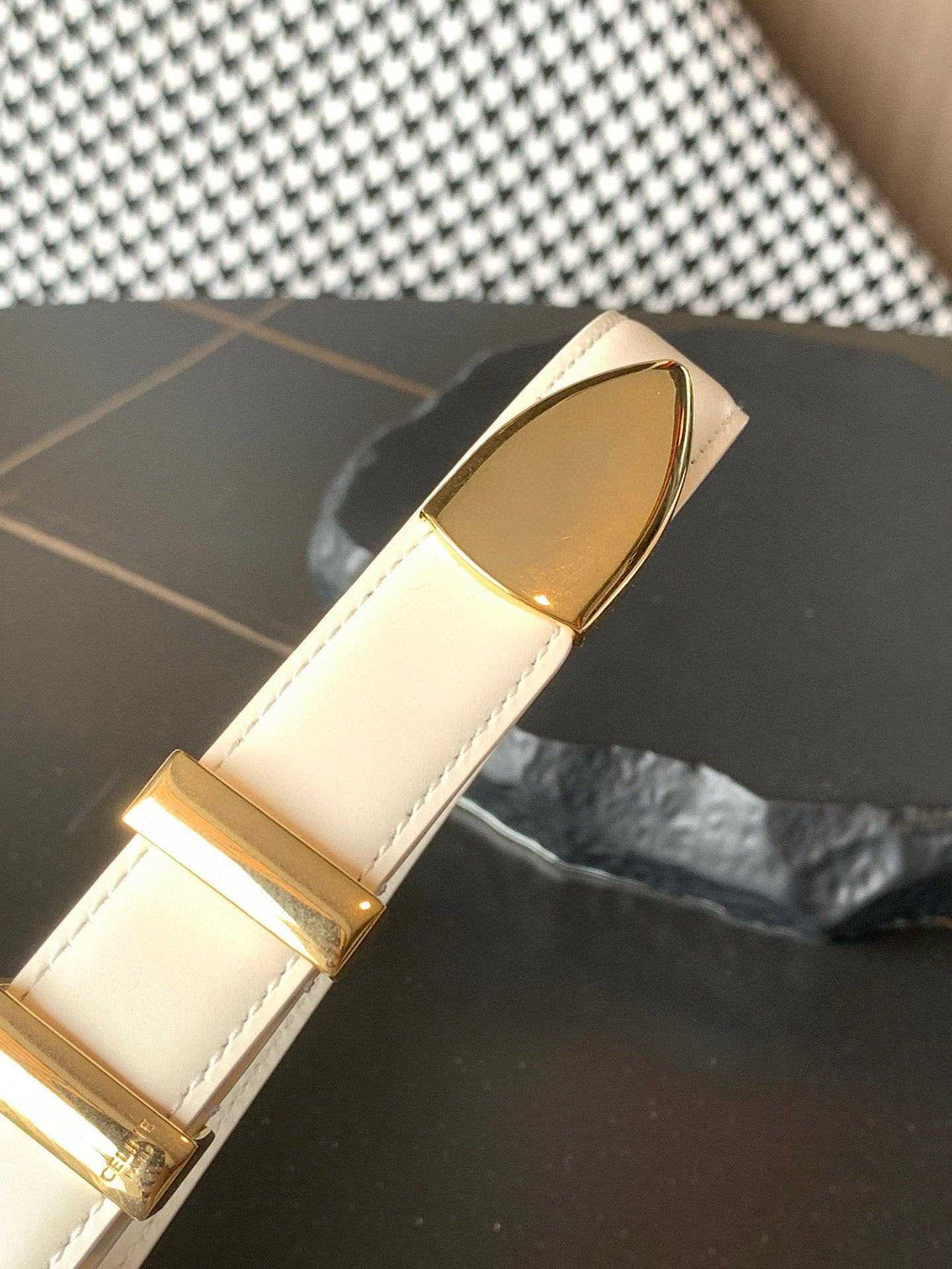 CELINE BELT 25MM MEDIUM WESTERN IN IVORY CALFSKIN GOLD BUCKLE