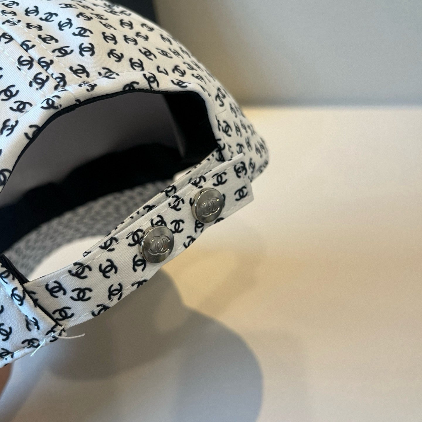 CHANEL BASEBALL HAT IN WHITE 672899