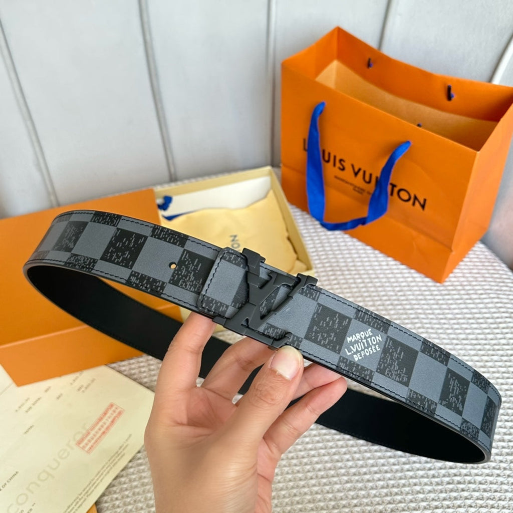 LOUIS VUITTON LV 25S BELT 40 MM IN BLACK MIX GREY CALFSKIN 593224