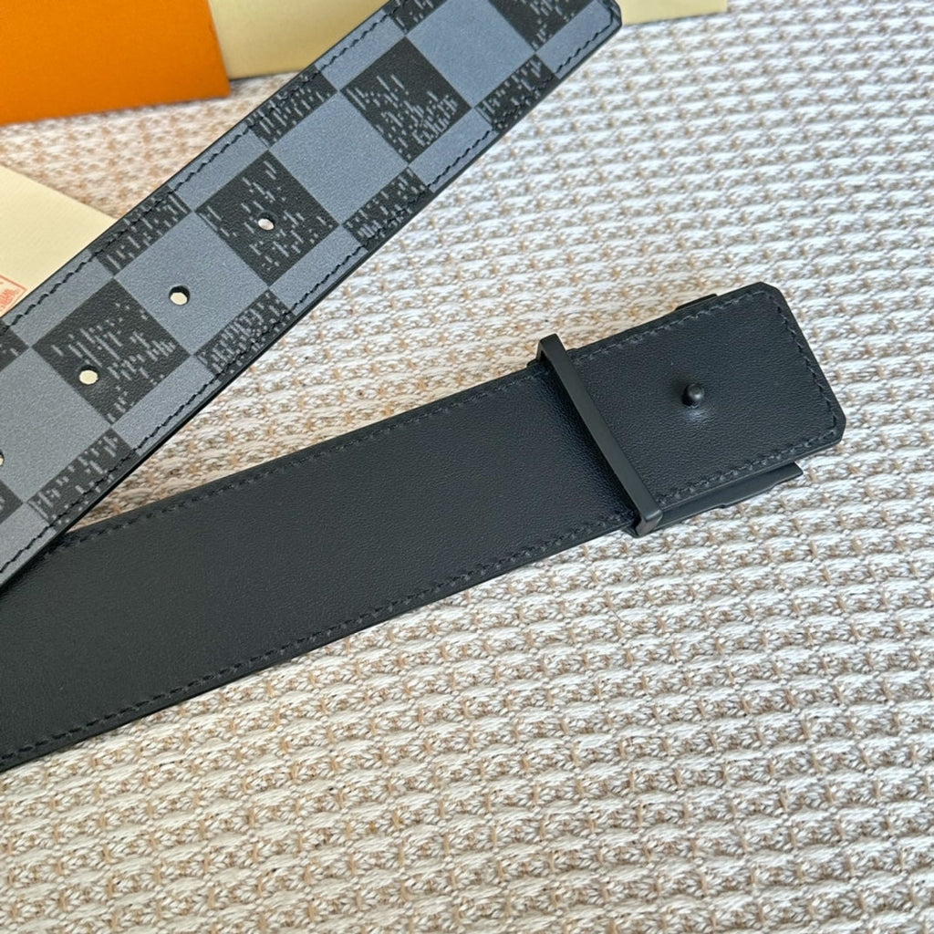 LOUIS VUITTON LV 25S BELT 40 MM IN BLACK MIX GREY CALFSKIN 593224