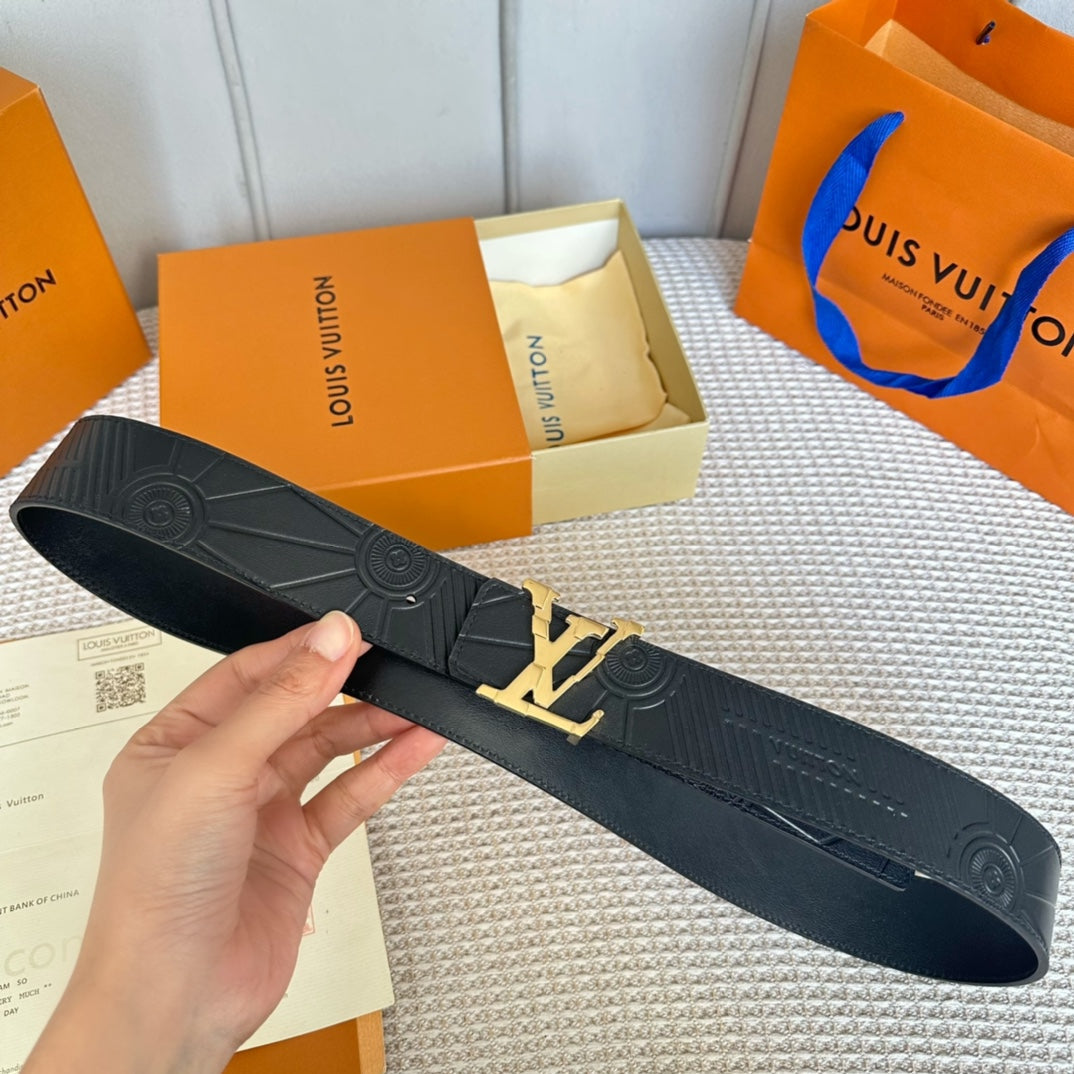 LOUIS VUITTON LV 25S BELT 40 MM IN BLACK CALFSKIN 593225
