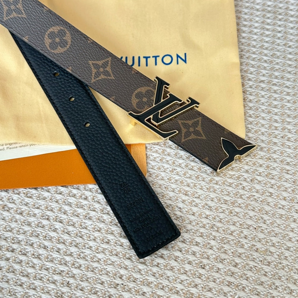 LOUIS VUITTON Pretty LV 30mm Reversible Belt Black Gold Buckle Black Brown Leather
