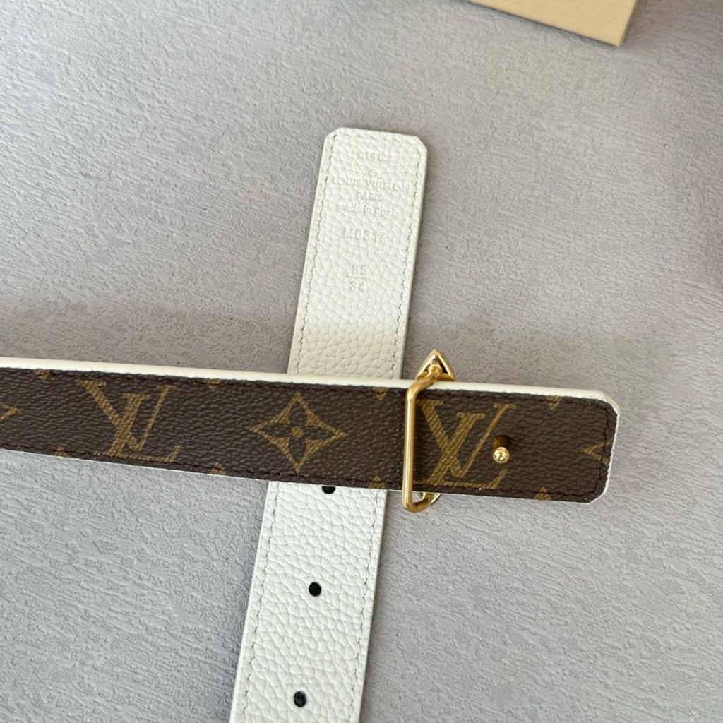 LOUIS VUITTON LV  MINI FLOWERGRAM 30MM REVERSIBLE BELT IN WHITE CALFSKIN GOLD HARDWARE