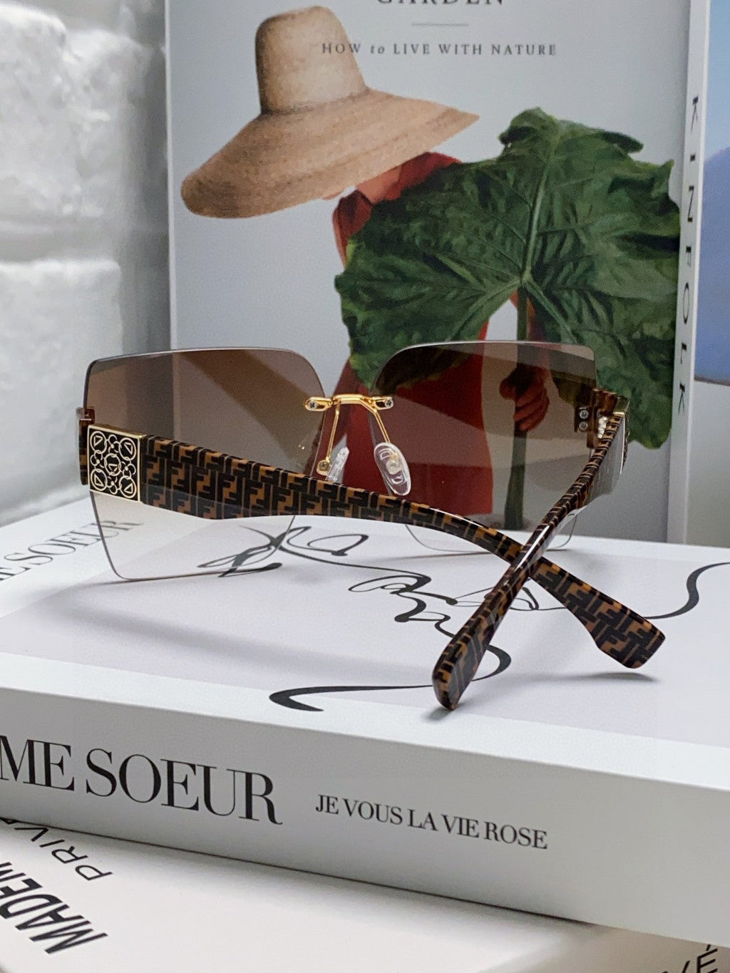FENDI FF PATTERN FIRST CRYSTAL SQUARE FRAME SUNGLASSES 562044 IN ACETATE