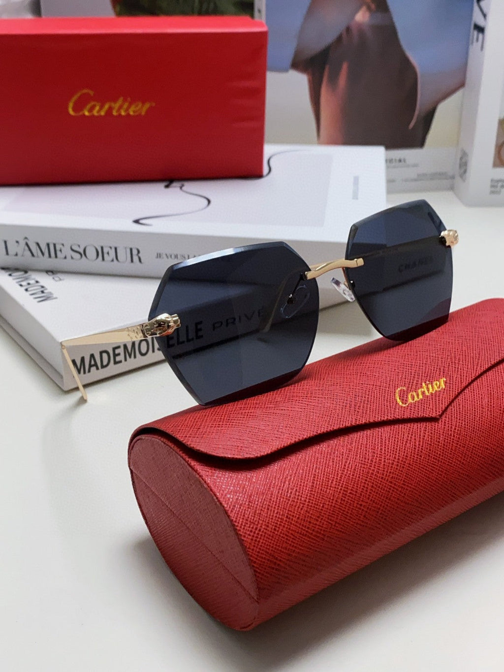 CARTIER PANTHÈRE RIMLESS GEOMETRIC FRAME SUNGLASSES 562061 IN METAL