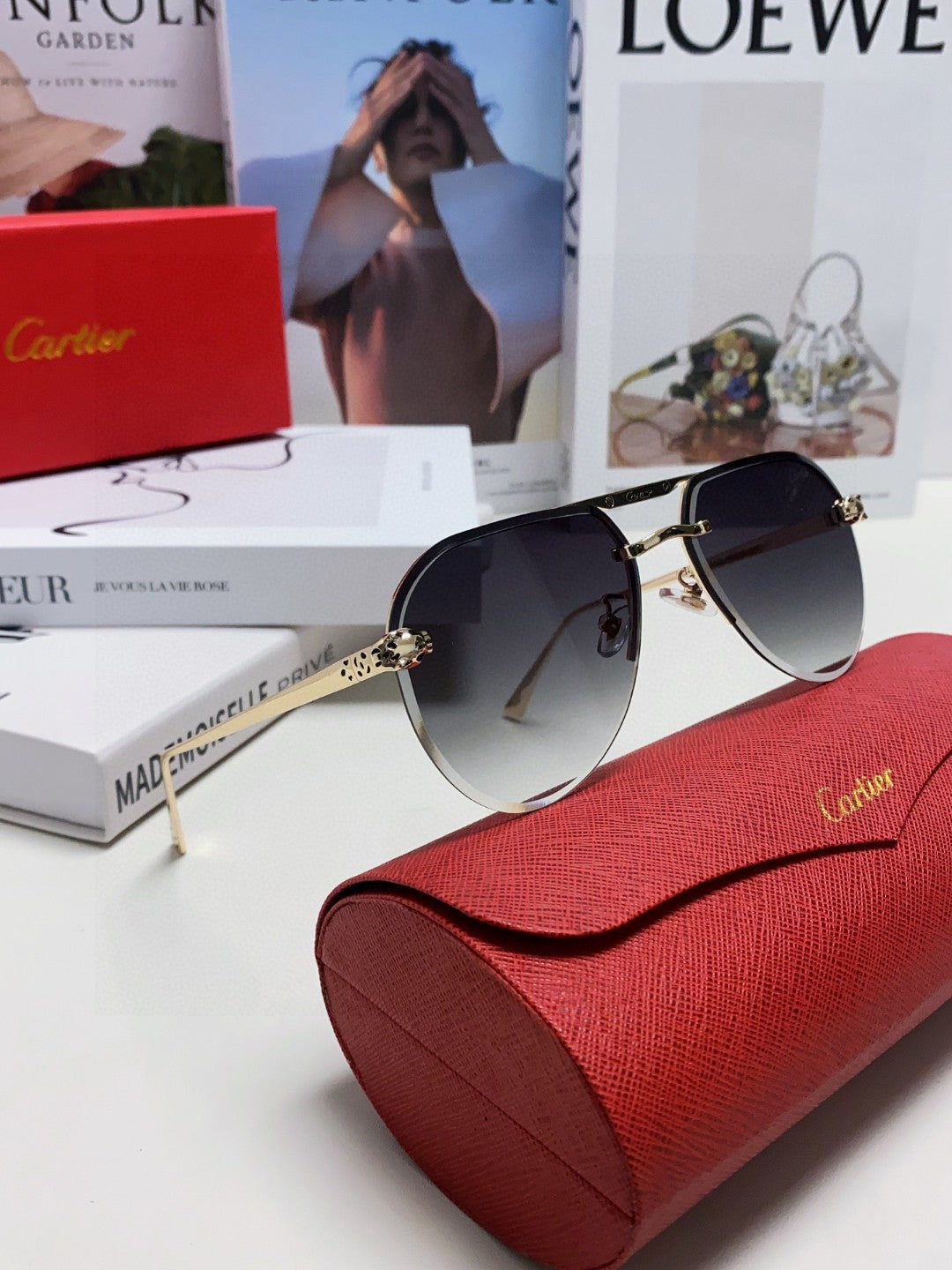 CARTIER PANTHÈRE AVIATOR FRAME SUNGLASSES 562065 IN METAL