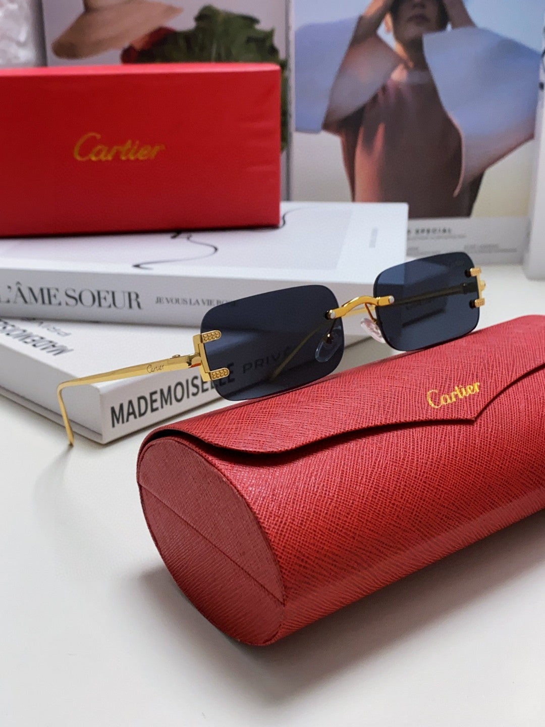 CARTIER SANTOS RIMLESS RECTANGULAR FRAME SUNGLASSES 562068 IN METAL