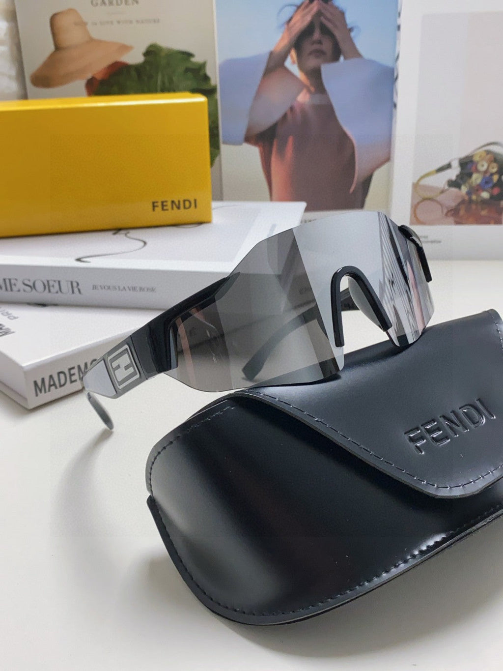 FENDI FF SQUARED VISOR FRAME SUNGLASSES 557144 IN ACETATE