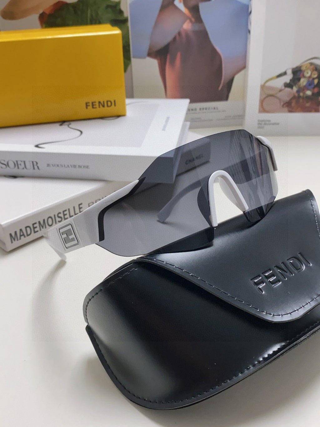 FENDI FF SQUARED VISOR FRAME SUNGLASSES 557144 IN ACETATE