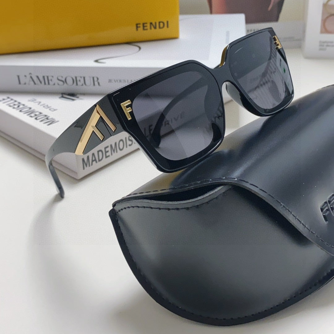 FENDI ROMA SQUARE FRAME SUNGLASSES 557153 IN ACETATE