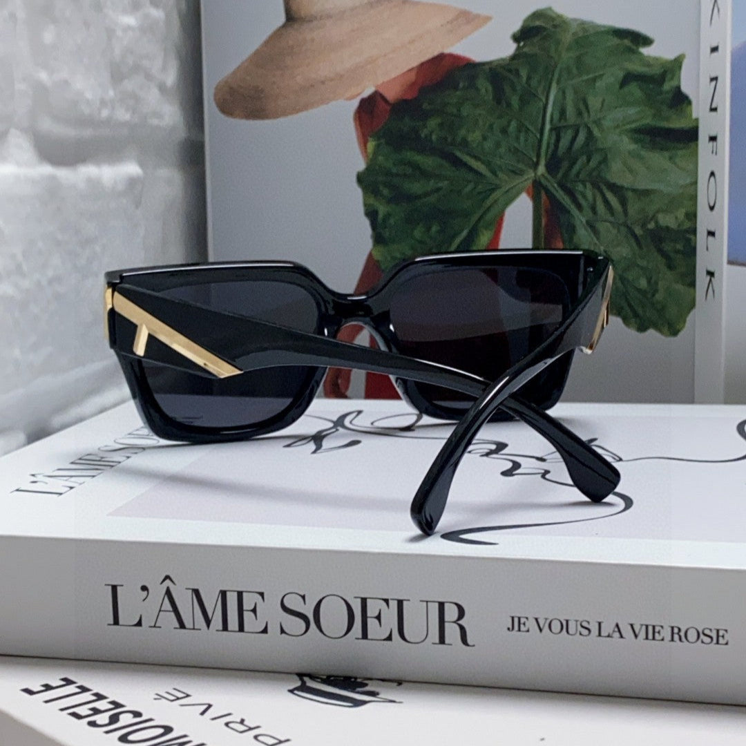 FENDI ROMA SQUARE FRAME SUNGLASSES 557153 IN ACETATE