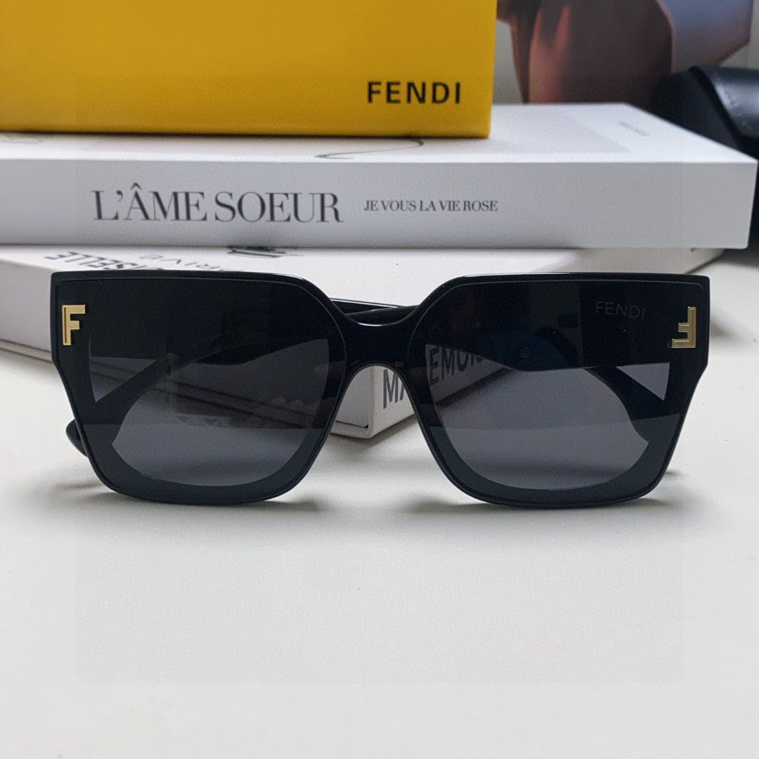 FENDI ROMA SQUARE FRAME SUNGLASSES 557153 IN ACETATE