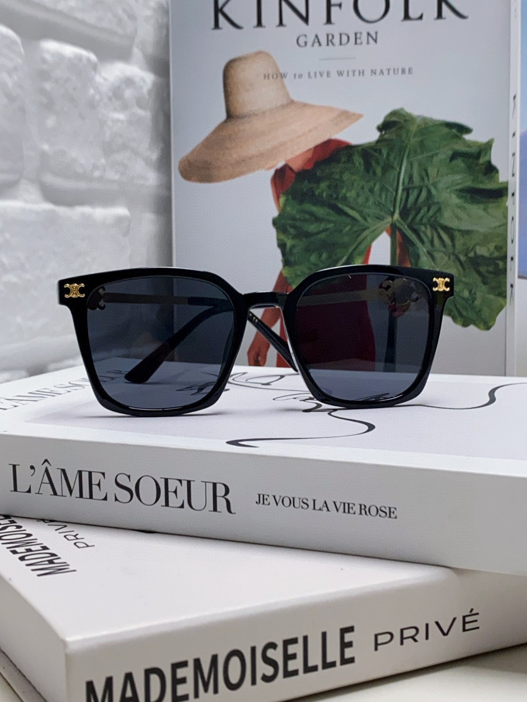 CELINE TRIOMPHE SUNGLASSES 497820 IN GOLD METAL BLACK LENSES