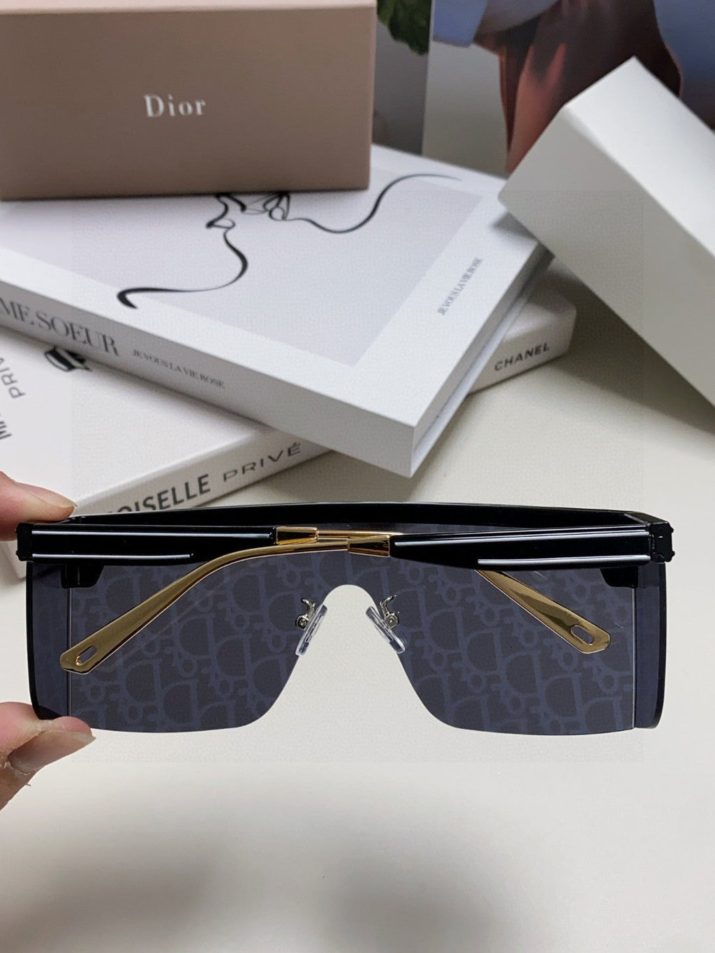 DIOR OBLIQUE SUNGLASSES CLUB M1U IN BLACK ACETATE