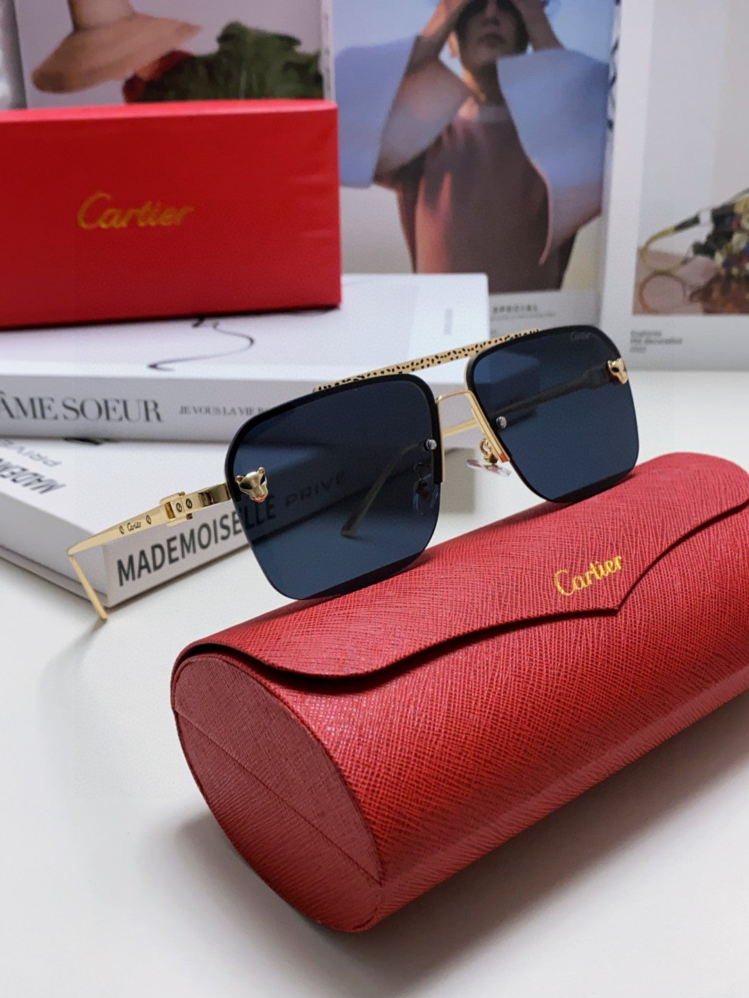 CARTIER PANTHÈRE SQUARE FRAME SUNGLASSES 543534 IN METAL