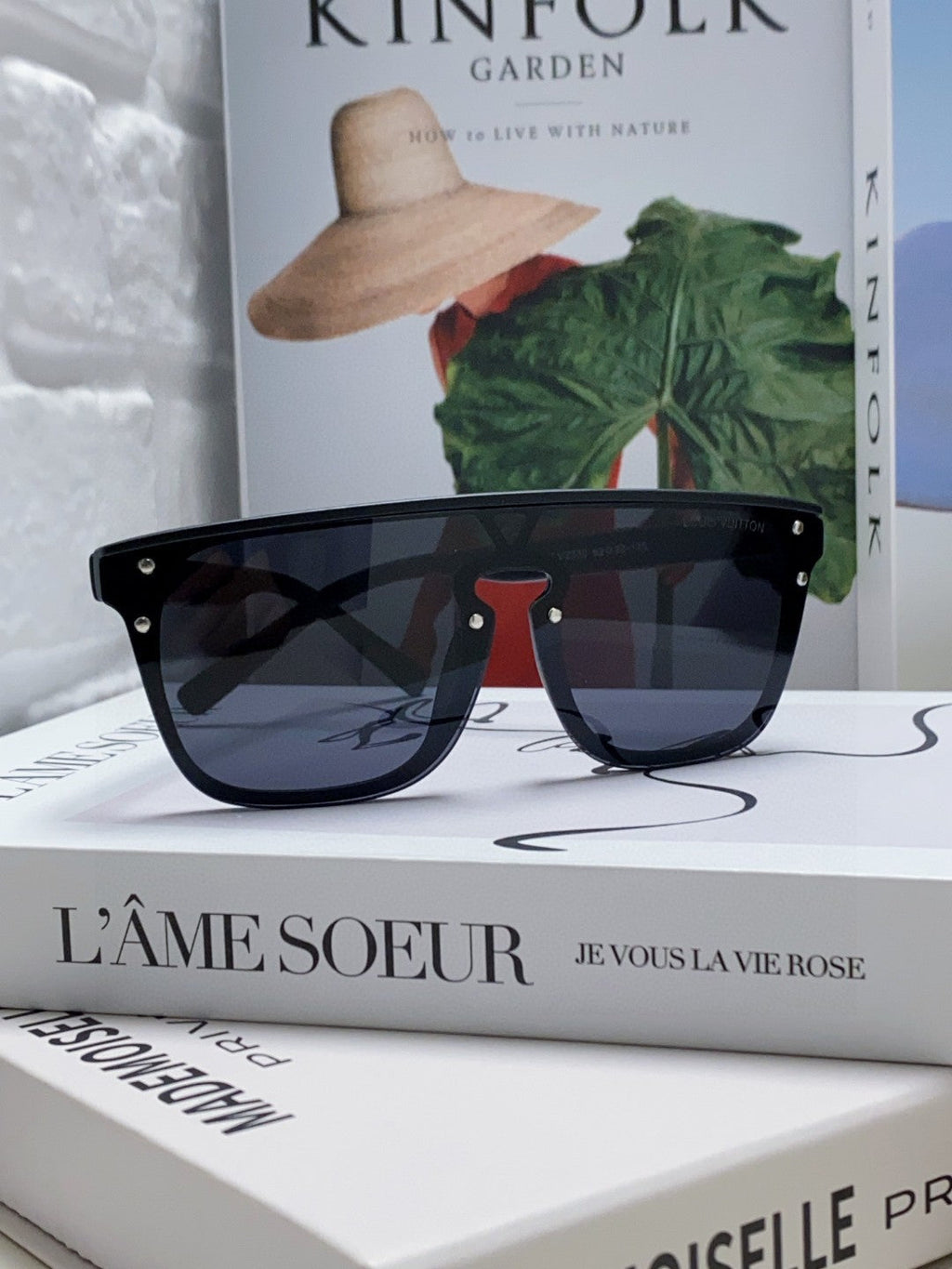 LOUIS VUITTON WAIMEA SUNGLASSES 581360 IN BLACK ACETATE