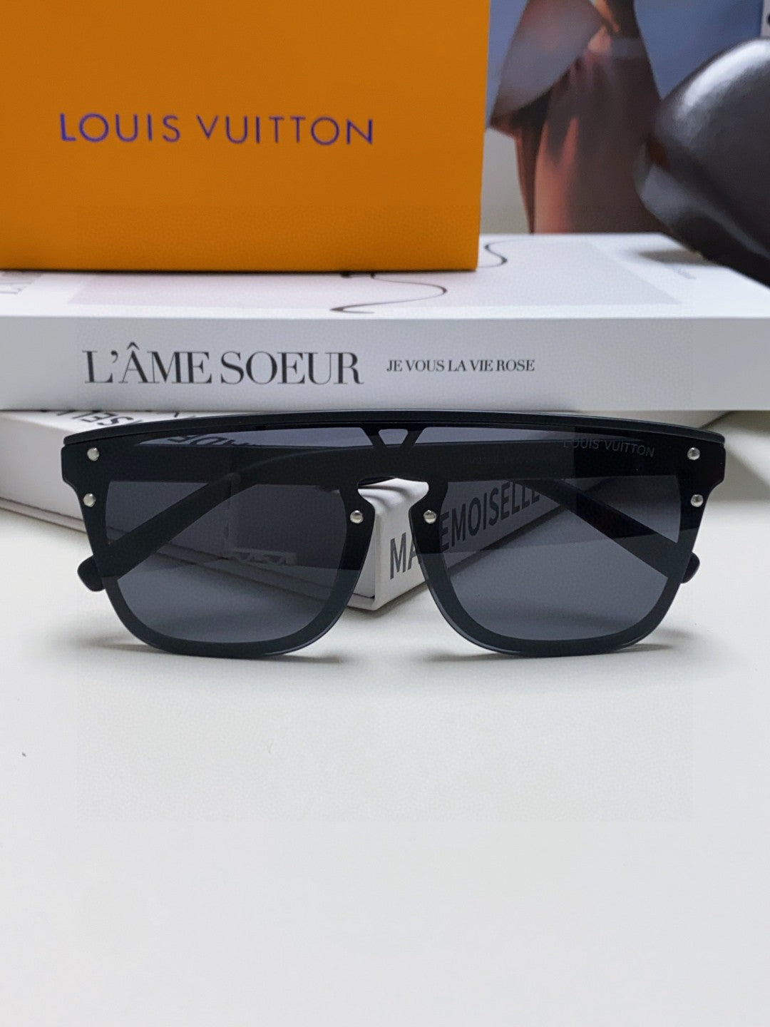 LOUIS VUITTON WAIMEA SUNGLASSES 581360 IN BLACK ACETATE
