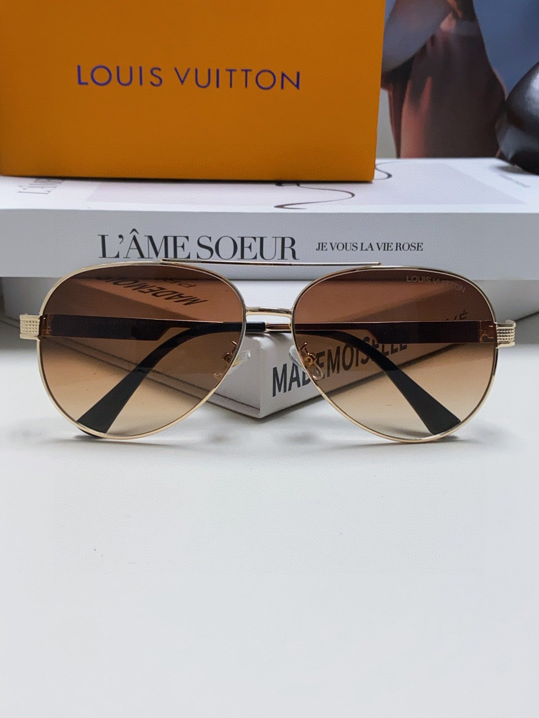 LOUIS VUITTON PILOT SUNGLASSES 581363 IN GOLD METAL BROWN SMOKE LENSES