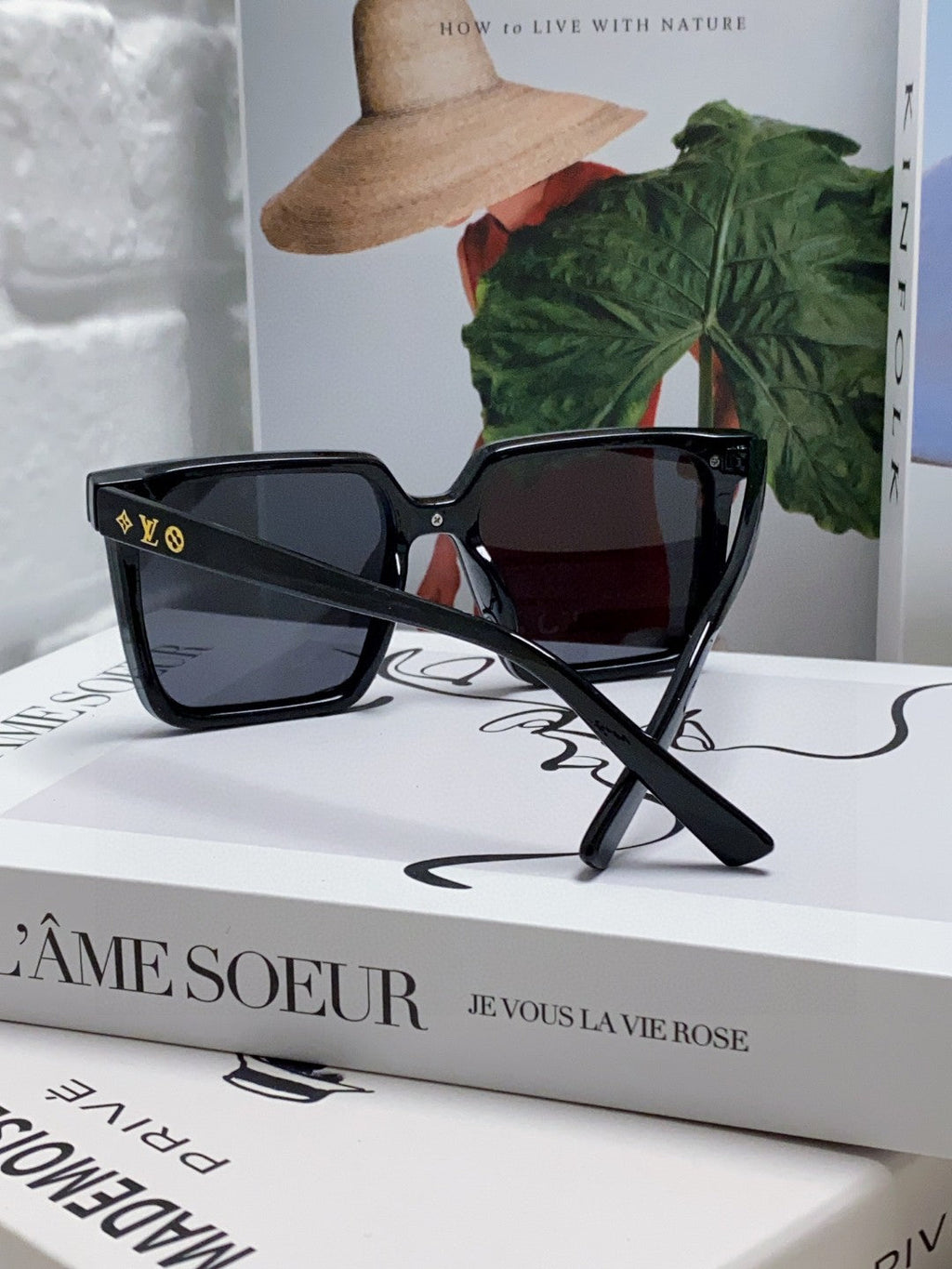 LOUIS VUITTON SQUARE SUNGLASSES 581370 IN BLACK ACETATE
