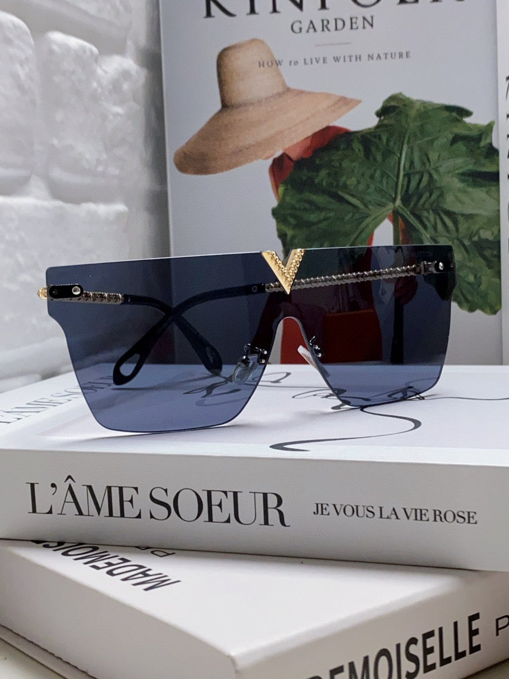 LOUIS VUITTON SQUARE SUNGLASSES 581372 IN GOLD METAL GREY LENSES