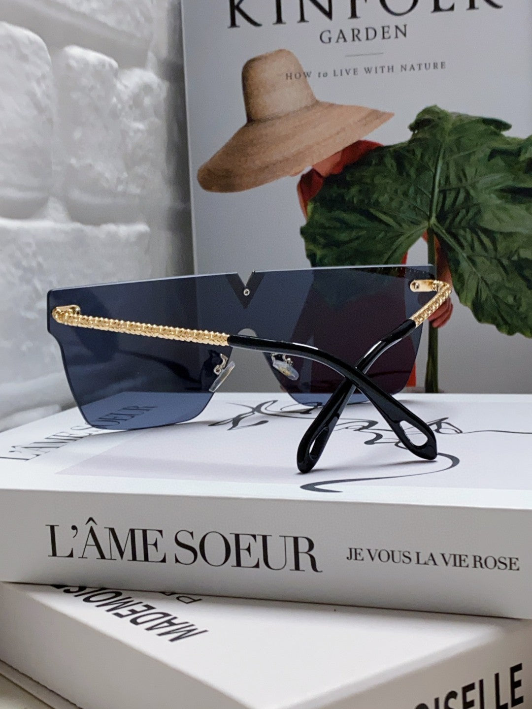 LOUIS VUITTON SQUARE SUNGLASSES 581372 IN GOLD METAL GREY LENSES