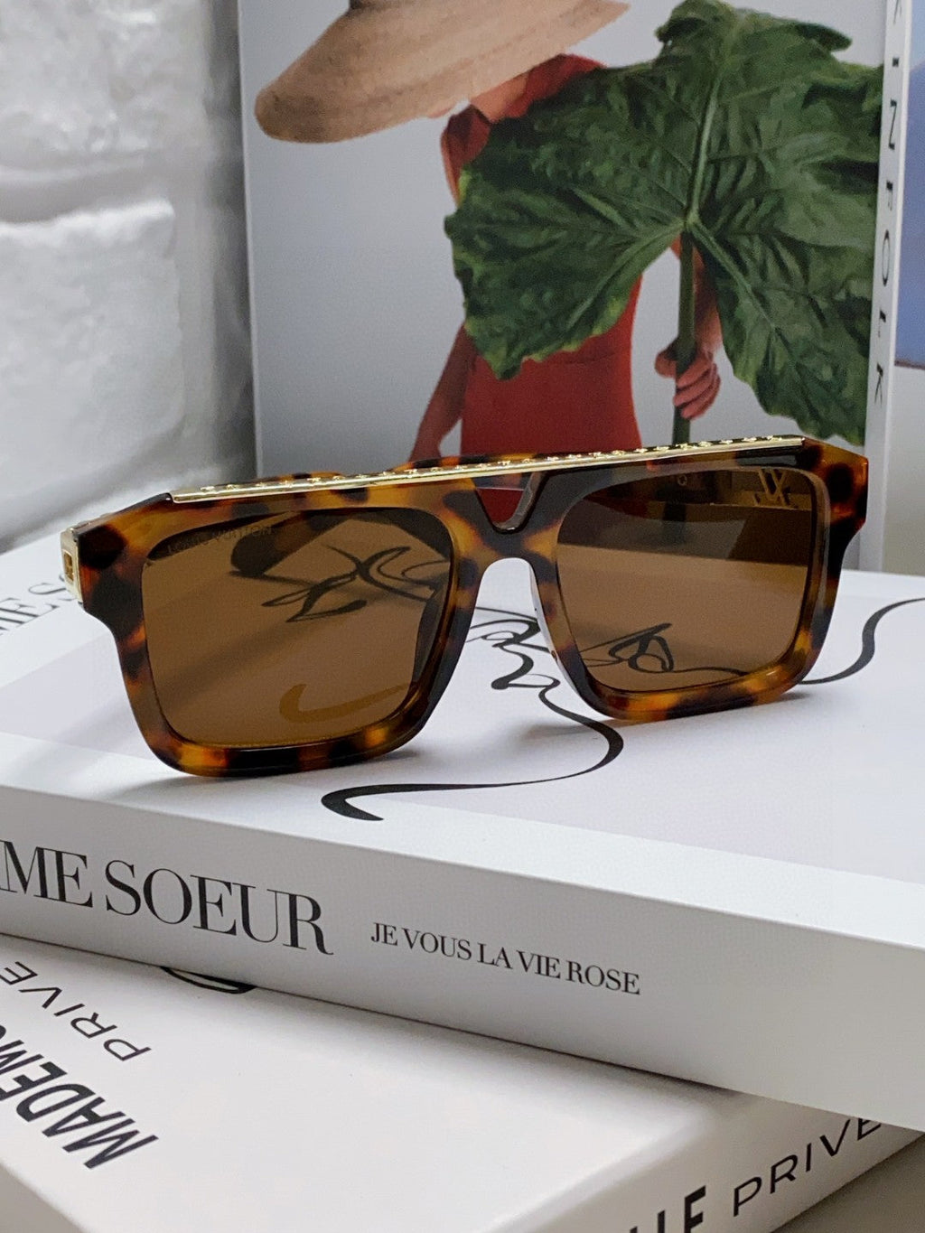 LOUIS VUITTON MASCOT PILOT SQUARE SUNGLASSES 581376 IN HAVANA ACETATE GOLD METAL